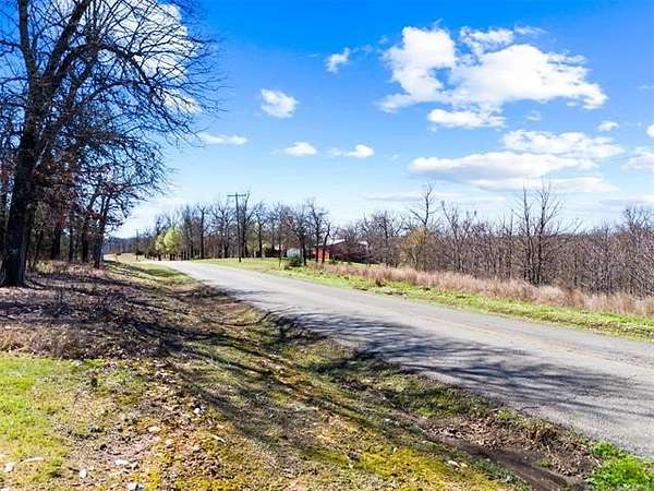 6 Acres of Residential Land for Sale in Park Hill, Oklahoma