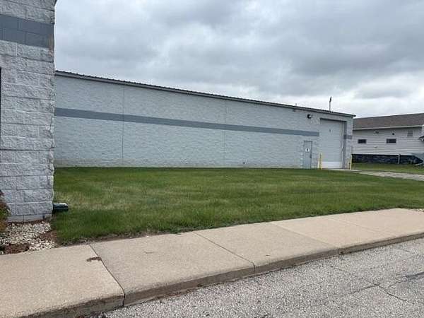 1-5-acres-of-improved-commercial-land-for-lease-in-la-crosse-wisconsin