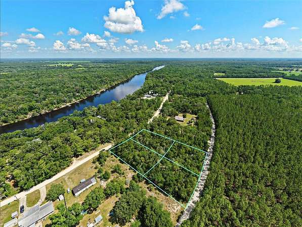 1.55 Acres of Land for Sale in Bell, Florida