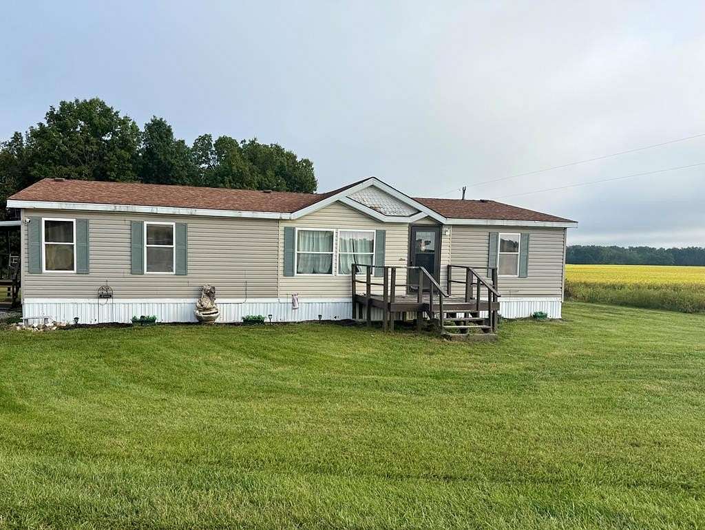 9 Acres of Land with Home for Sale in Shelbyville, Missouri