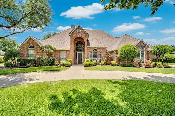 2 Acres of Land with Home for Sale in Waxahachie, Texas