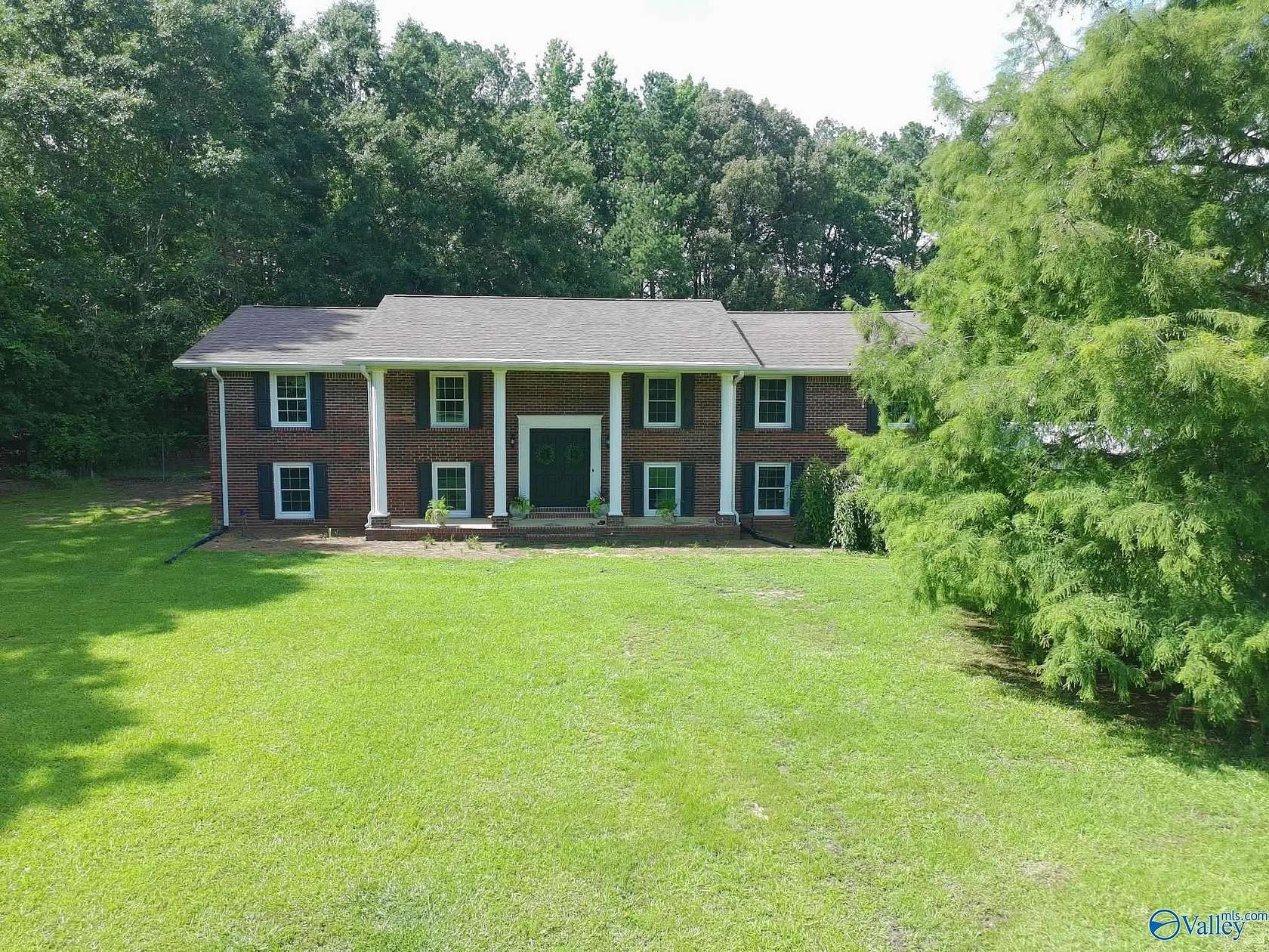 4 Acres of Land with Home for Sale in Centre, Alabama