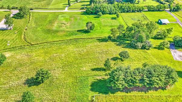 5 Acres of Residential Land for Sale in Mount Vernon, Ohio