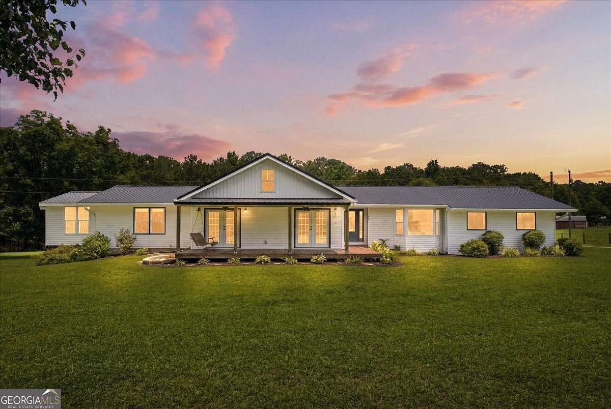 3.5 Acres of Land with Home for Sale in Fayetteville, Georgia