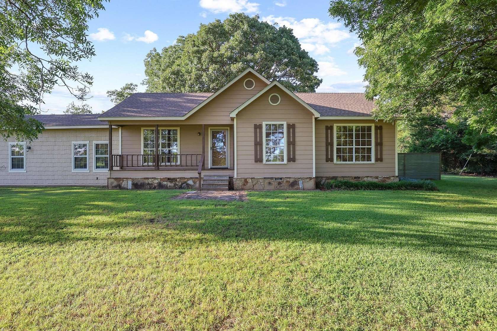 11 Acres of Land with Home for Sale in Denison, Texas