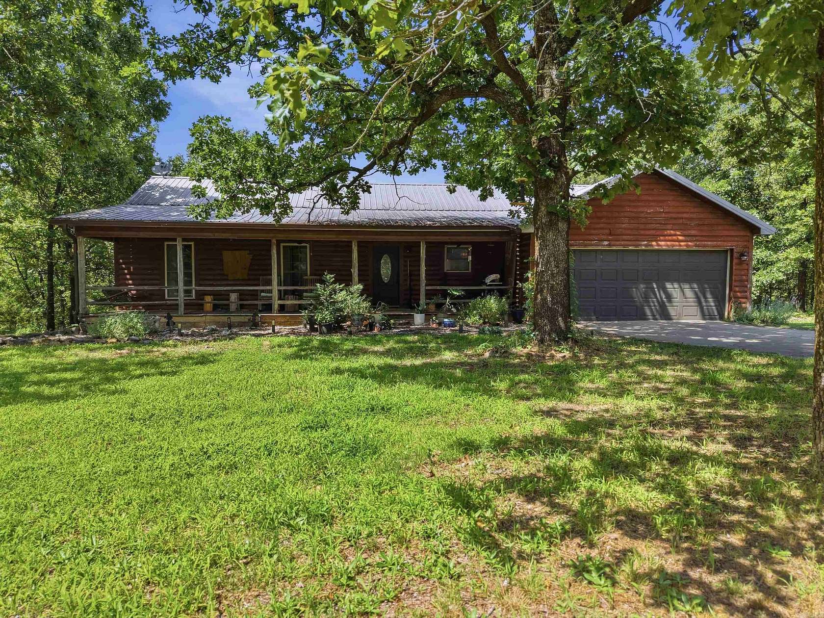 3.67 Acres of Land with Home for Sale in Vilonia, Arkansas