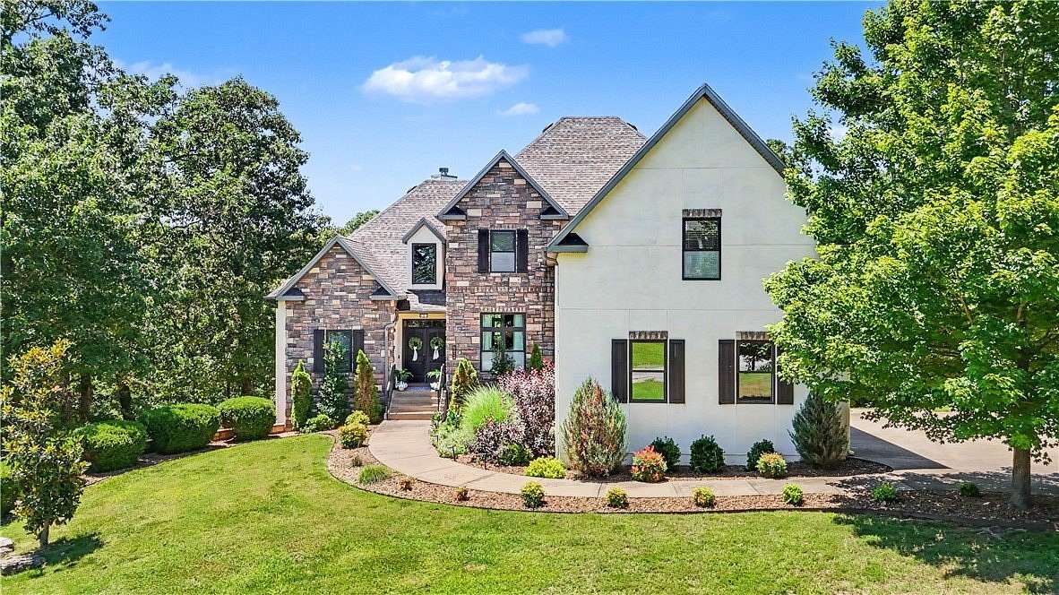 3.22 Acres of Land with Home for Sale in Bentonville, Arkansas
