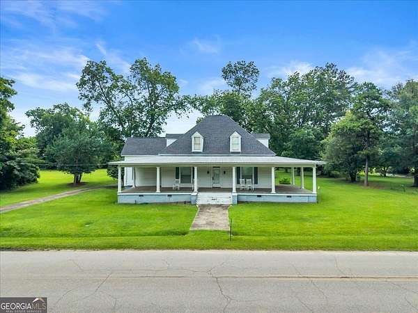 2.72 Acres of Land with Home for Sale in Vienna, Georgia