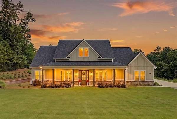5 Acres of Land with Home for Sale in Dallas, Georgia
