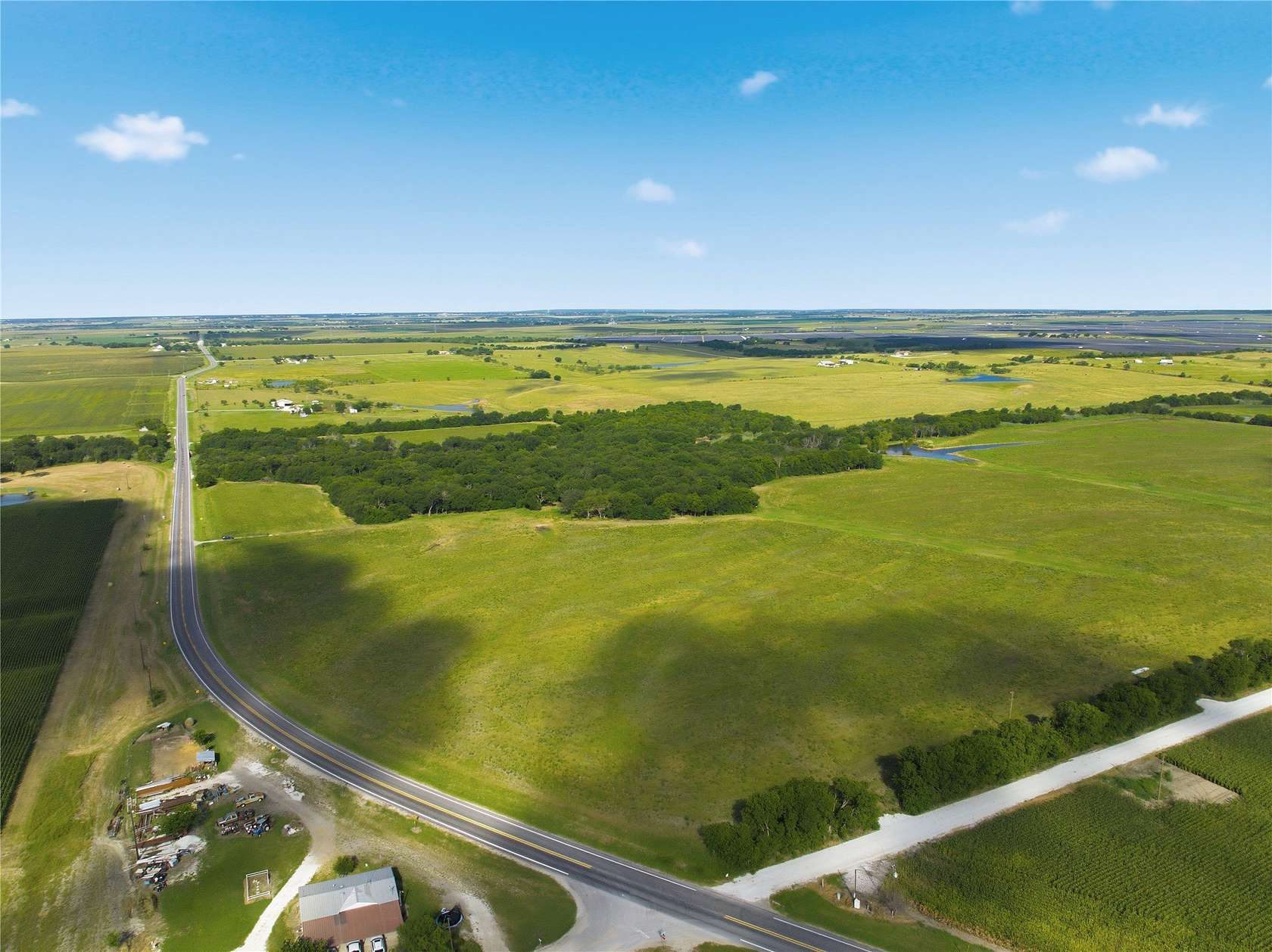 35 Acres of Land for Sale in Abbott, Texas