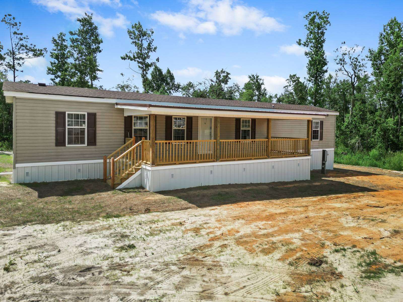 2.67 Acres of Land with Home for Sale in Hosford, Florida