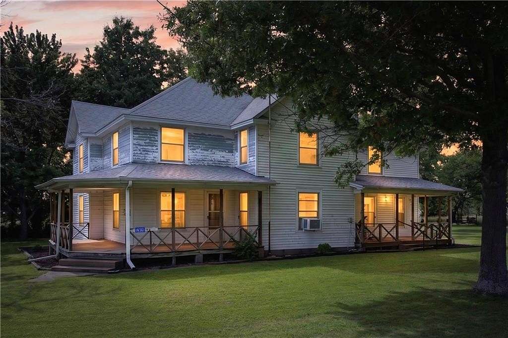 41 Acres of Agricultural Land with Home for Sale in Parker, Kansas