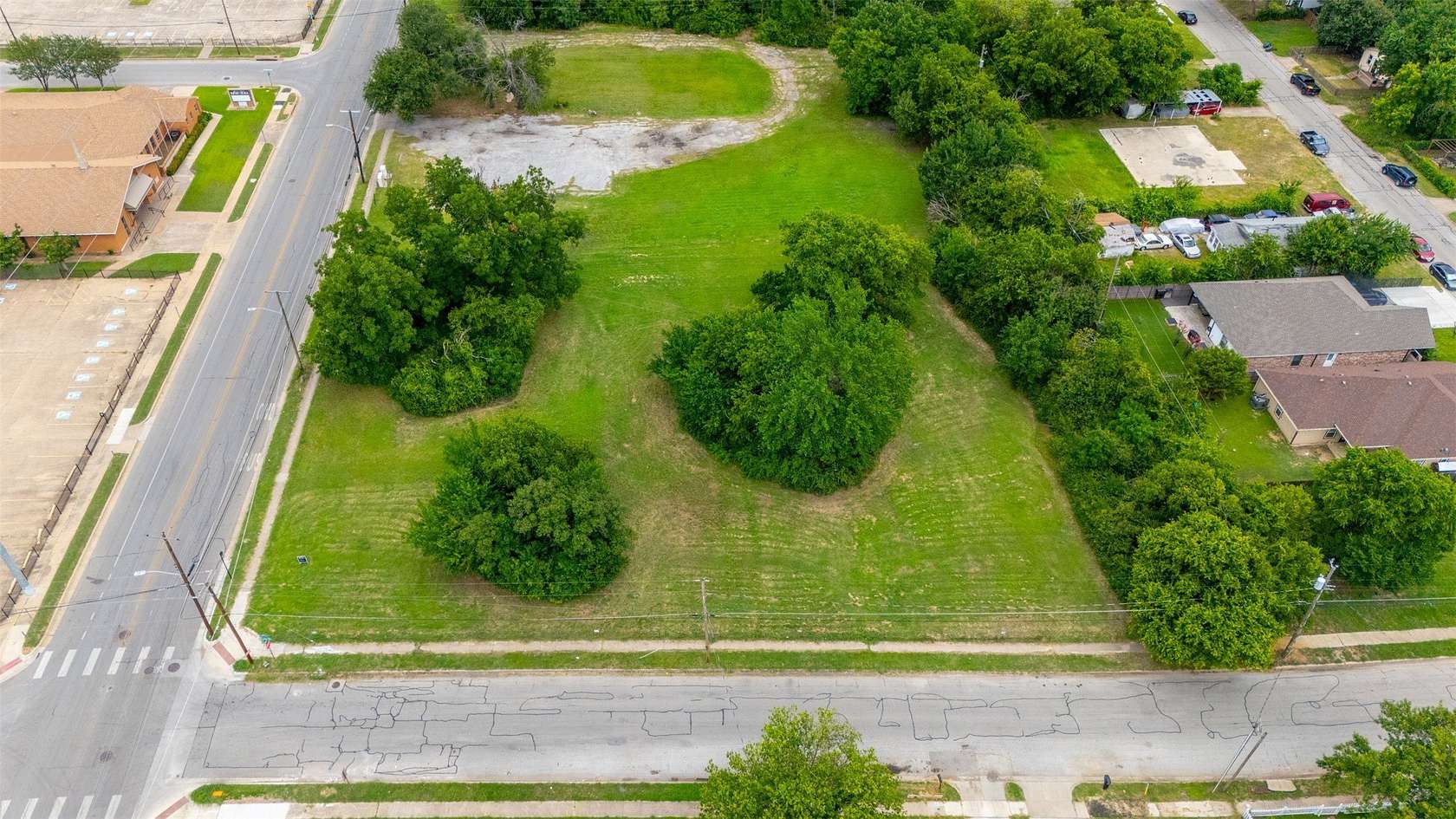 1.11 Acres of Commercial Land for Sale in Fort Worth, Texas