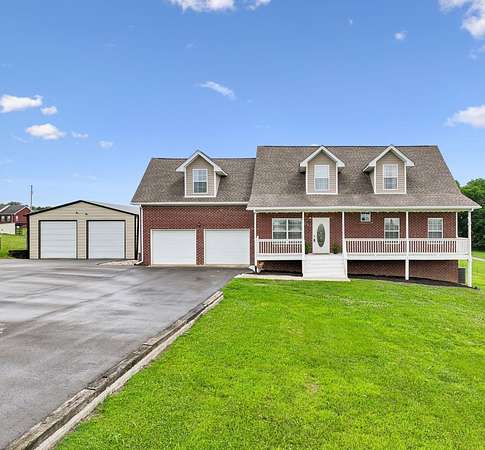 2 Acres of Land with Home for Sale in Castalian Springs, Tennessee