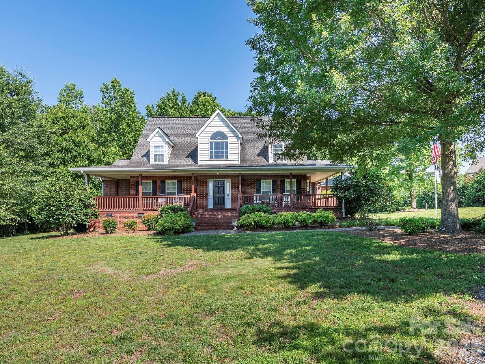 3.1 Acres of Land with Home for Sale in Charlotte, North Carolina