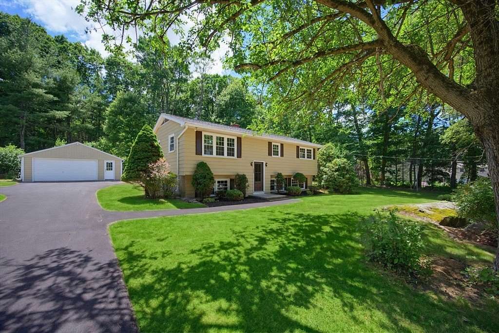 2.1 Acres of Land with Home for Sale in Uxbridge, Massachusetts
