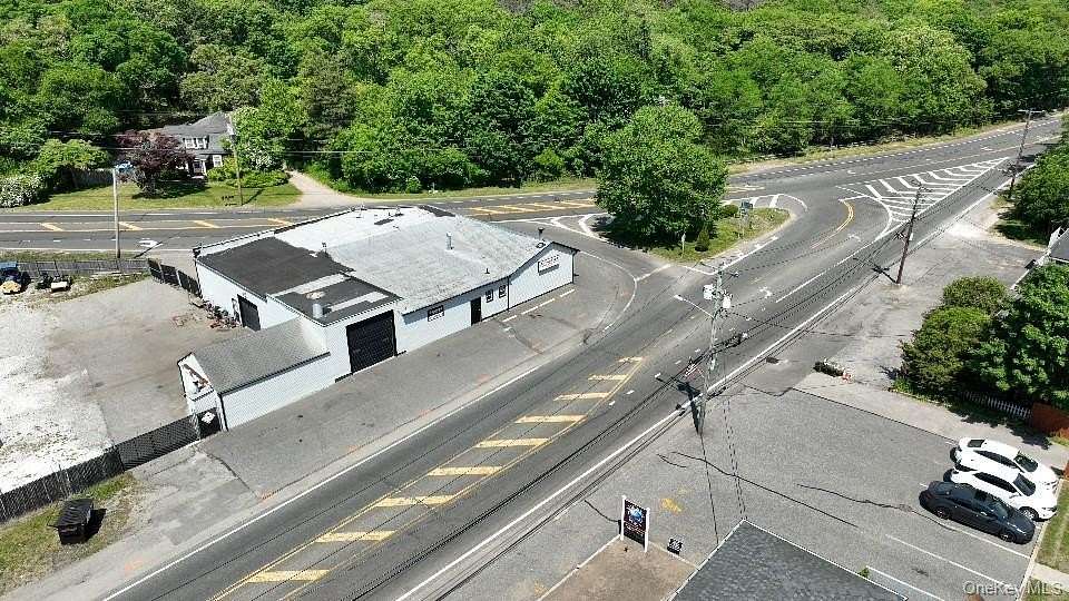 0.49 Acres of Commercial Land for Sale in Brookhaven, New York