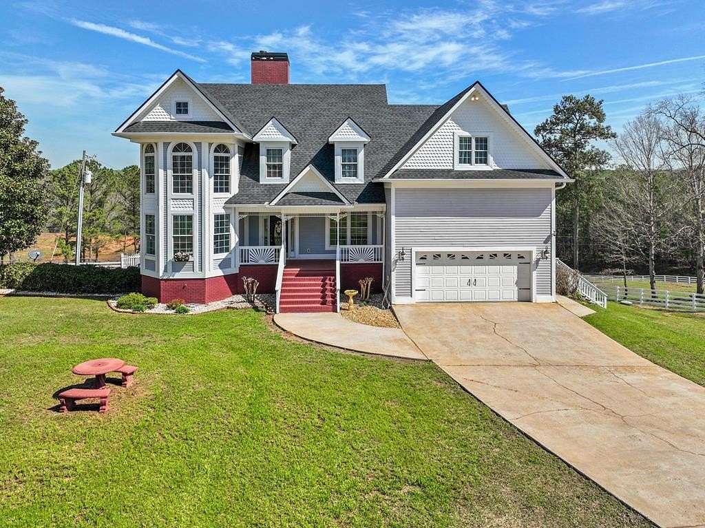 29.2 Acres of Land with Home for Sale in Thomaston, Georgia