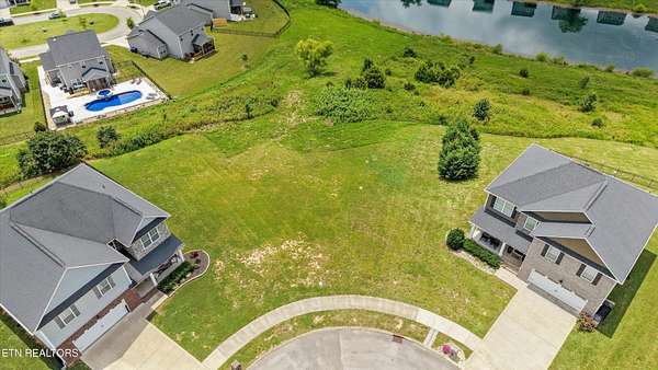 0.67 Acres of Residential Land for Sale in Oak Ridge, Tennessee