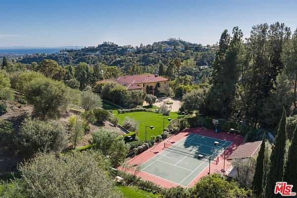 5 Acres of Land with Home for Sale in Los Angeles, California