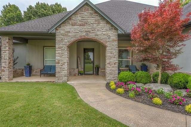 5 Acres of Land with Home for Sale in Coweta, Oklahoma