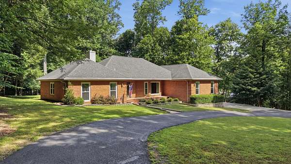 1.7 Acres of Land with Home for Sale in Manchester, Tennessee
