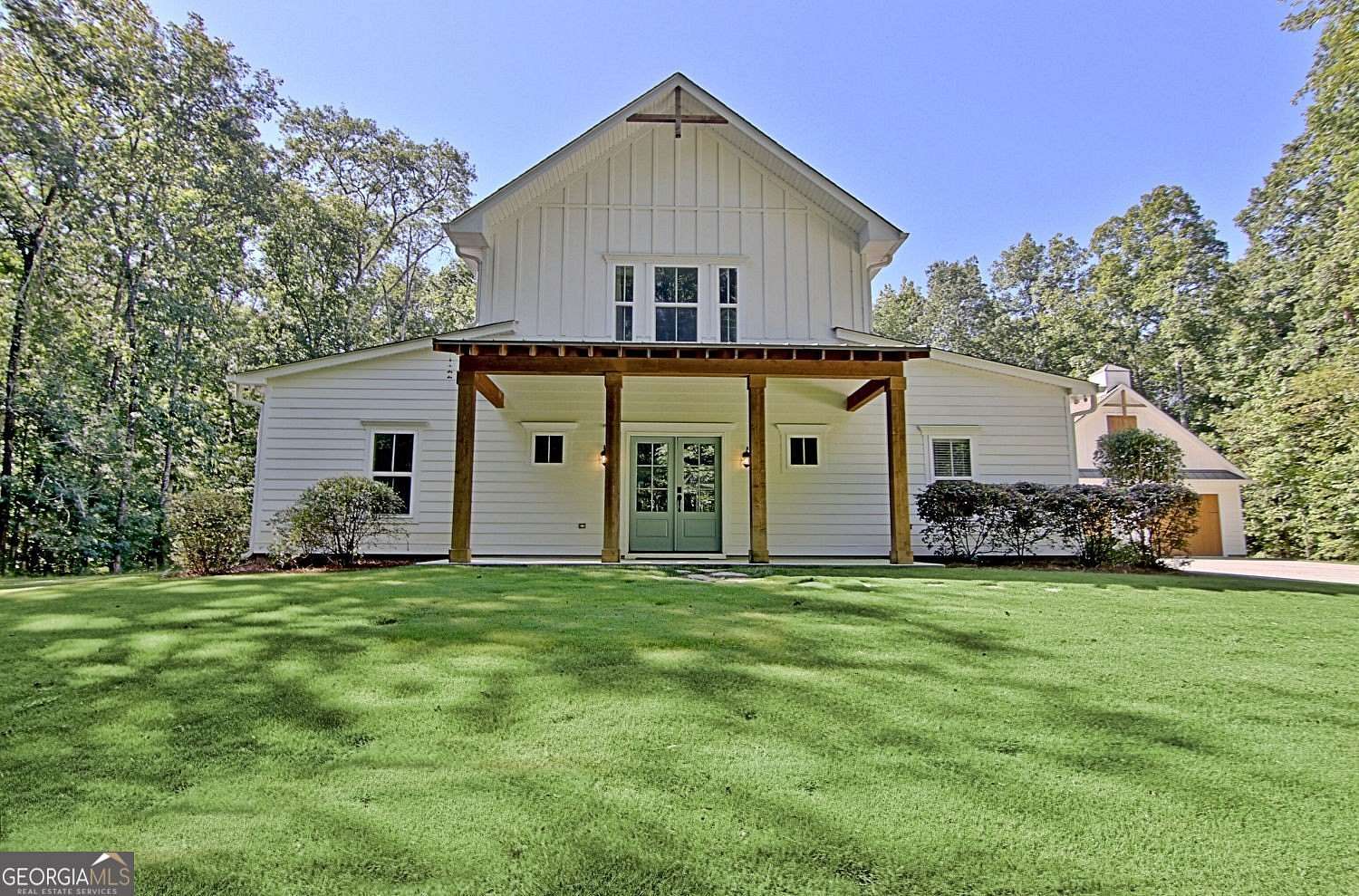 20.6 Acres of Recreational Land with Home for Lease in Brooks, Georgia