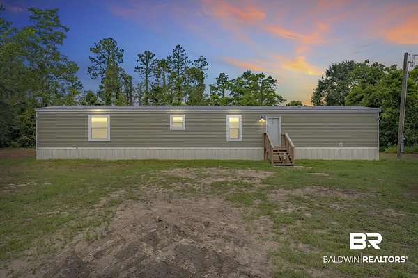 4 Acres of Land with Home for Sale in Elberta, Alabama