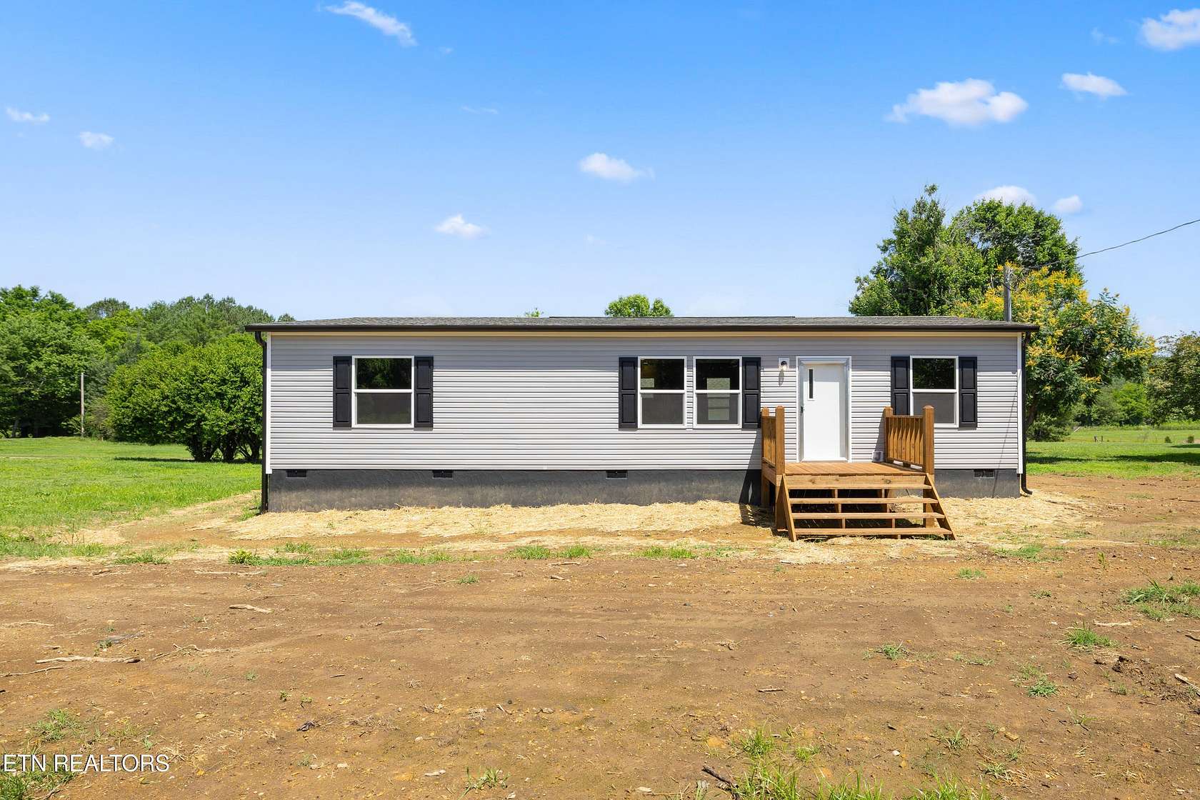 2.1 Acres of Land with Home for Sale in Ten Mile, Tennessee