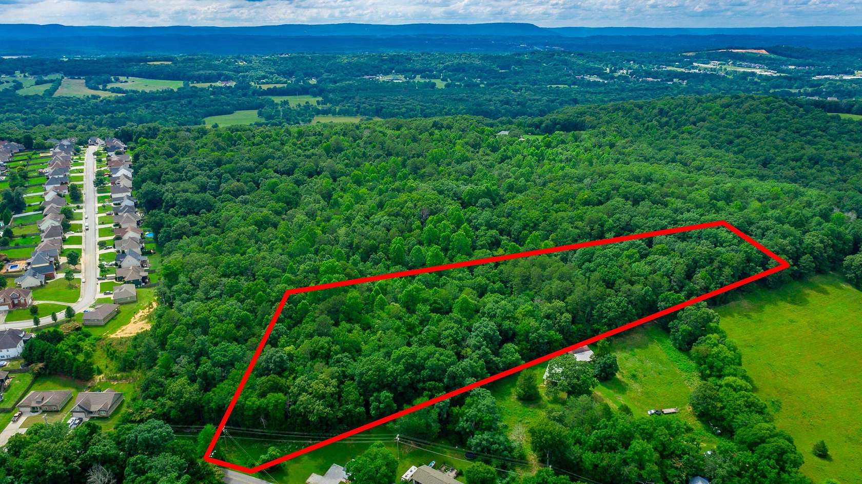 5 Acres of Residential Land for Sale in Ringgold, Georgia