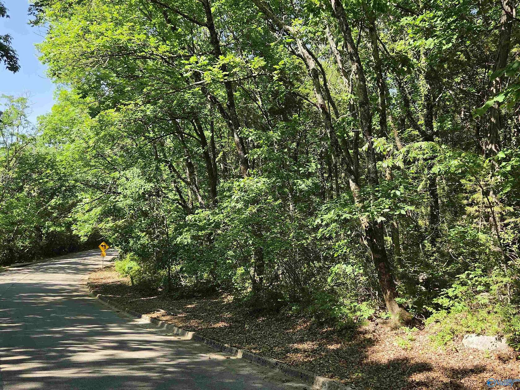 0.47 Acres of Land for Sale in Huntsville, Alabama