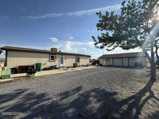 4.77 Acres of Land with Home for Sale in Silver Springs, Nevada