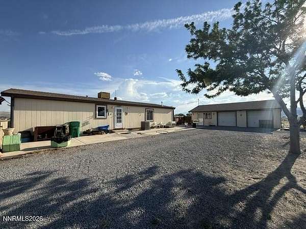 4.77 Acres of Land with Home for Sale in Silver Springs, Nevada