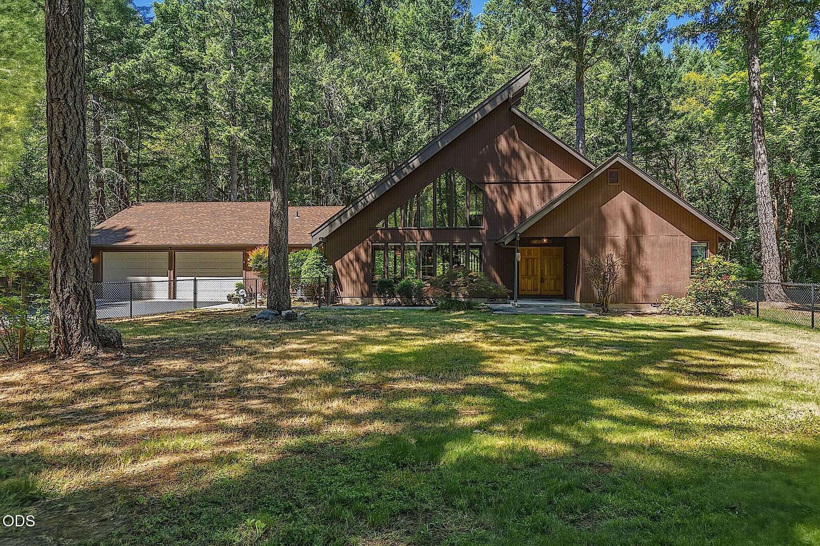 2.5 Acres of Land with Home for Sale in Wilderville, Oregon