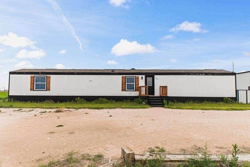 2.5 Acres of Land with Home for Sale in Seminole, Texas