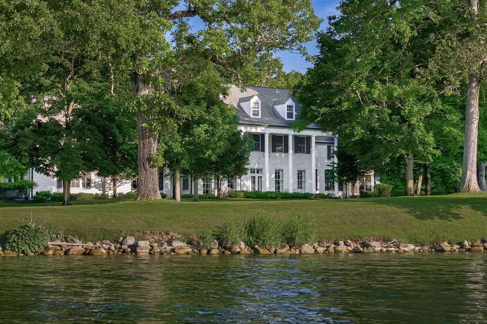 20.6 Acres of Recreational Land with Home for Sale in Lake Geneva, Wisconsin