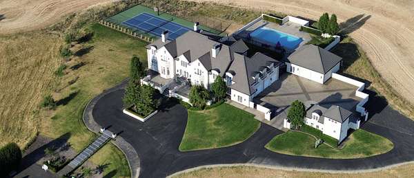 10 Acres of Land with Home for Sale in Spokane, Washington