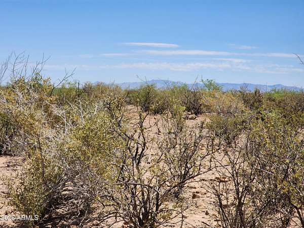 5 Acres of Residential Land for Sale in Huachuca City, Arizona
