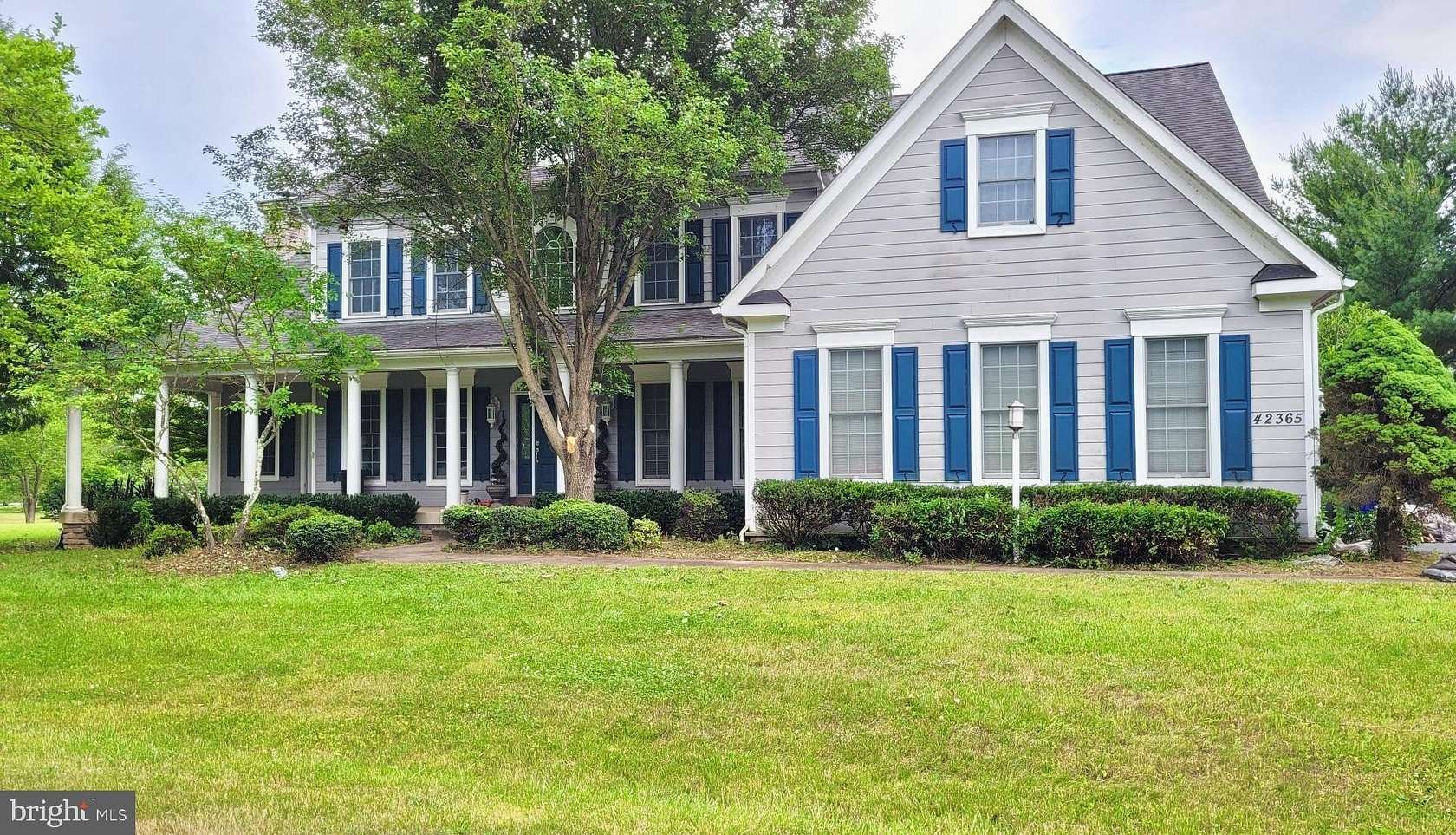 2 Acres of Land with Home for Sale in Leesburg, Virginia