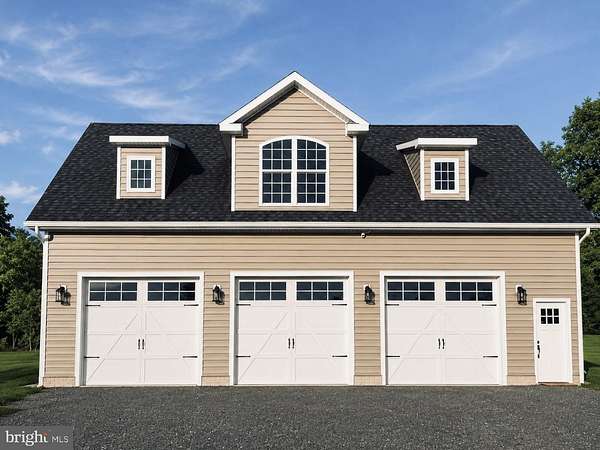 5.86 Acres of Land with Home for Lease in Gerrardstown, West Virginia
