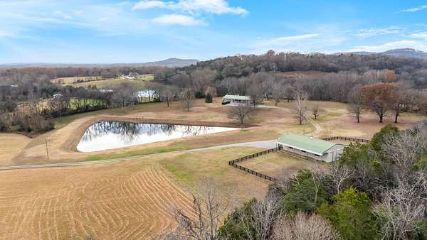 45.8 Acres of Improved Agricultural Land for Sale in Eagleville, Tennessee
