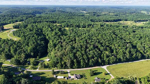 4.9 Acres of Residential Land for Sale in Lawrenceburg, Tennessee