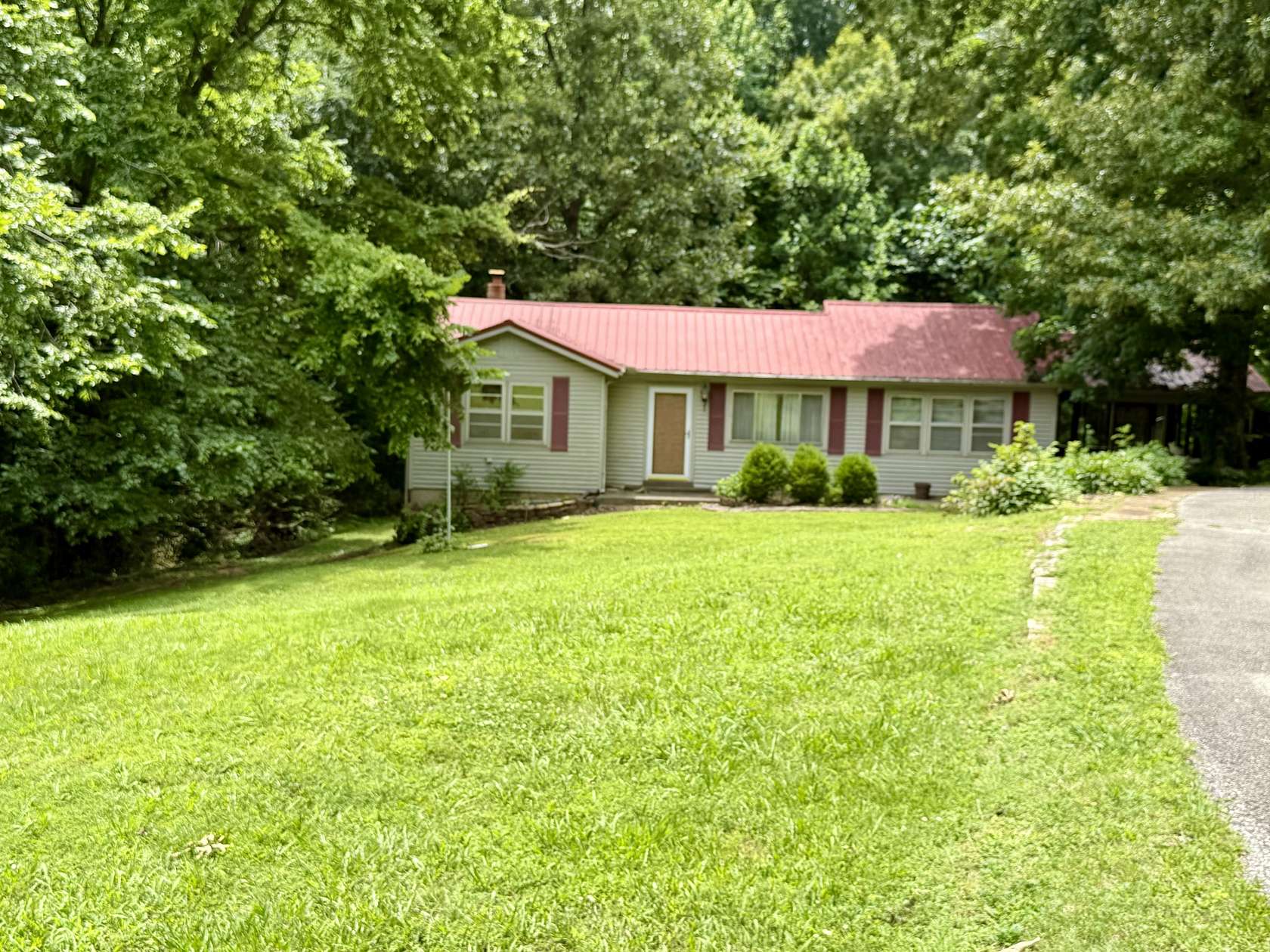 2.2 Acres of Land with Home for Sale in Paris, Tennessee