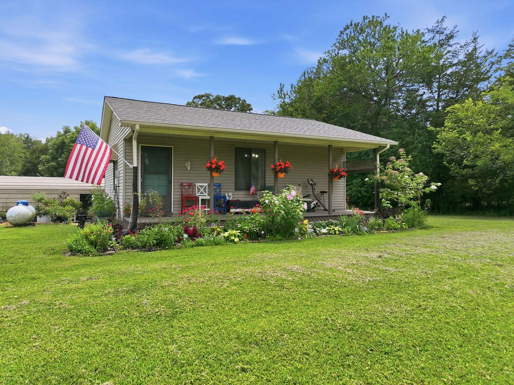14.5 Acres of Land with Home for Sale in Murfreesboro, Tennessee