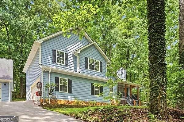 6.14 Acres of Land with Home for Sale in Fairburn, Georgia