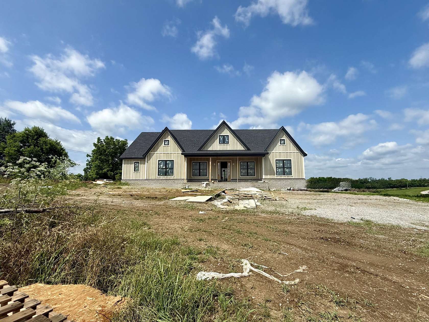 2.36 Acres of Land with Home for Sale in Richmond, Kentucky