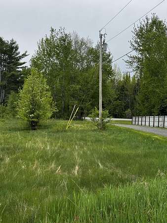 1.5 Acres of Residential Land for Sale in Palmyra, Maine