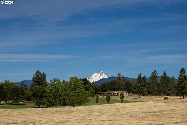 9.8 Acres of Land with Home for Sale in Pine Hollow, Oregon