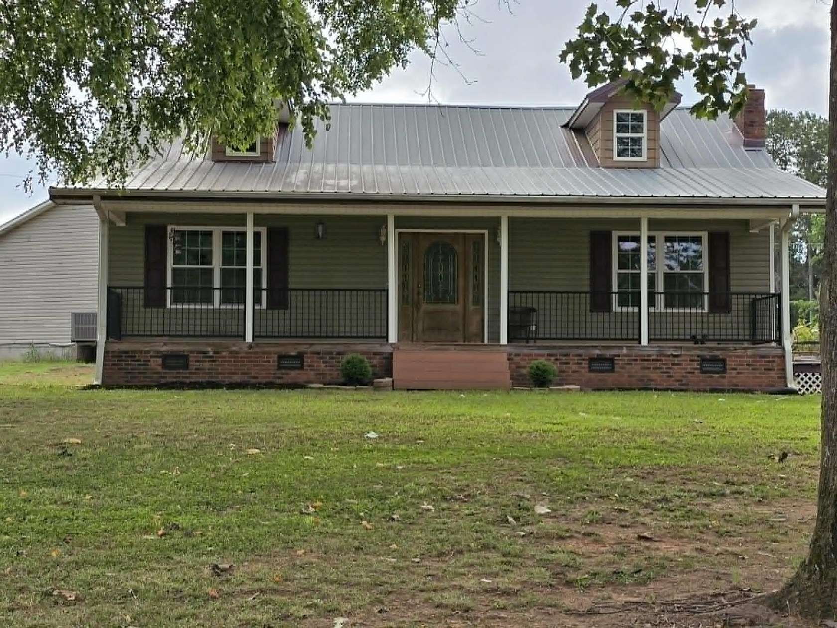 1.5 Acres of Land with Home for Sale in Inman, South Carolina
