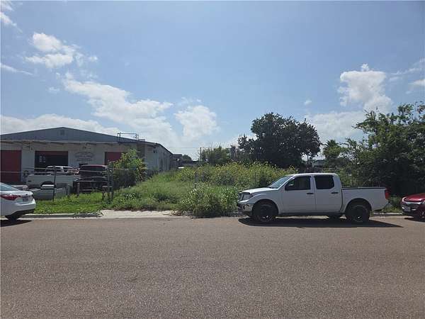 0.17 Acres of Commercial Land for Sale in Corpus Christi, Texas